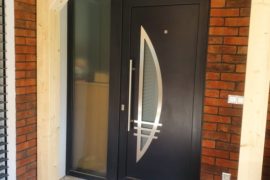 Montáž PVC vchodových dverí
